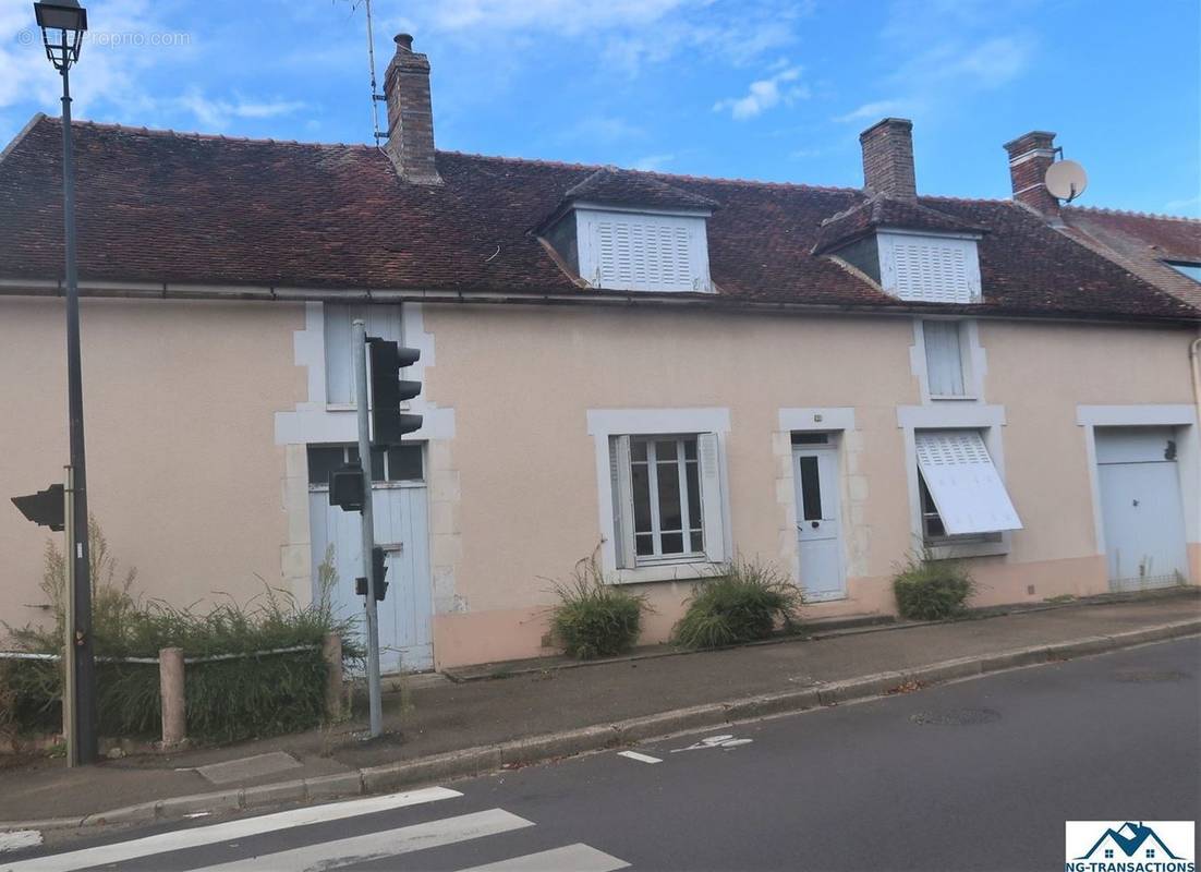 Maison à AUXERRE