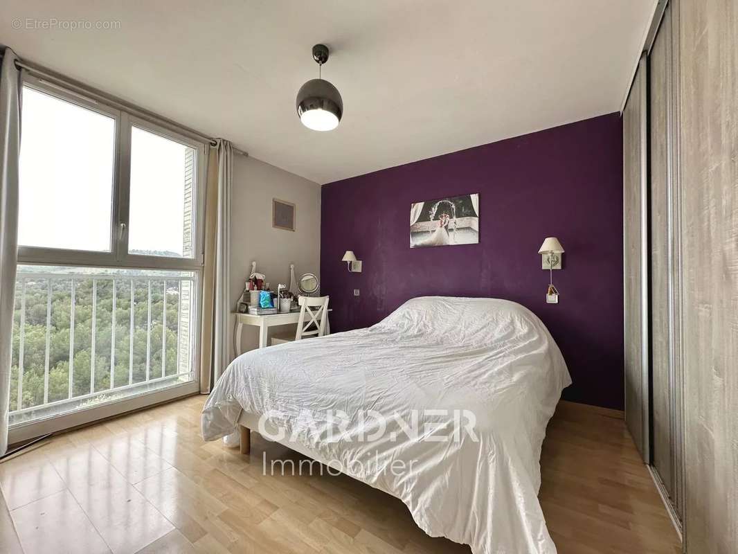 Appartement à AUBAGNE