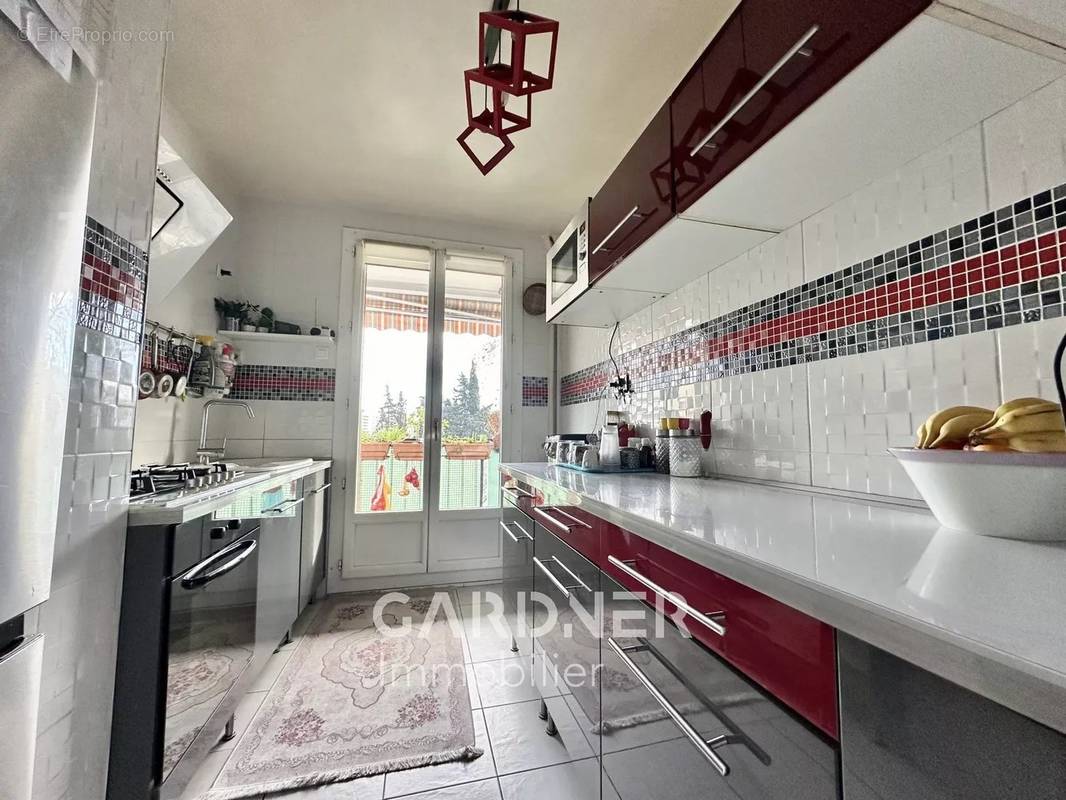 Appartement à MARSEILLE-10E