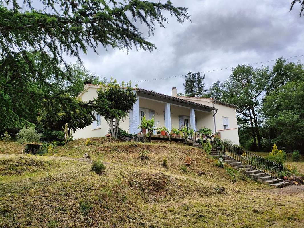 Maison à CAMPAGNE-SUR-AUDE