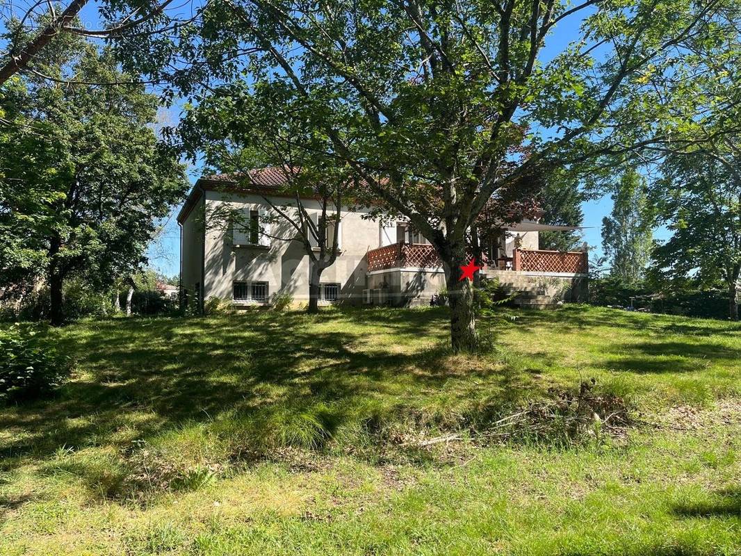 Maison à BUSQUE