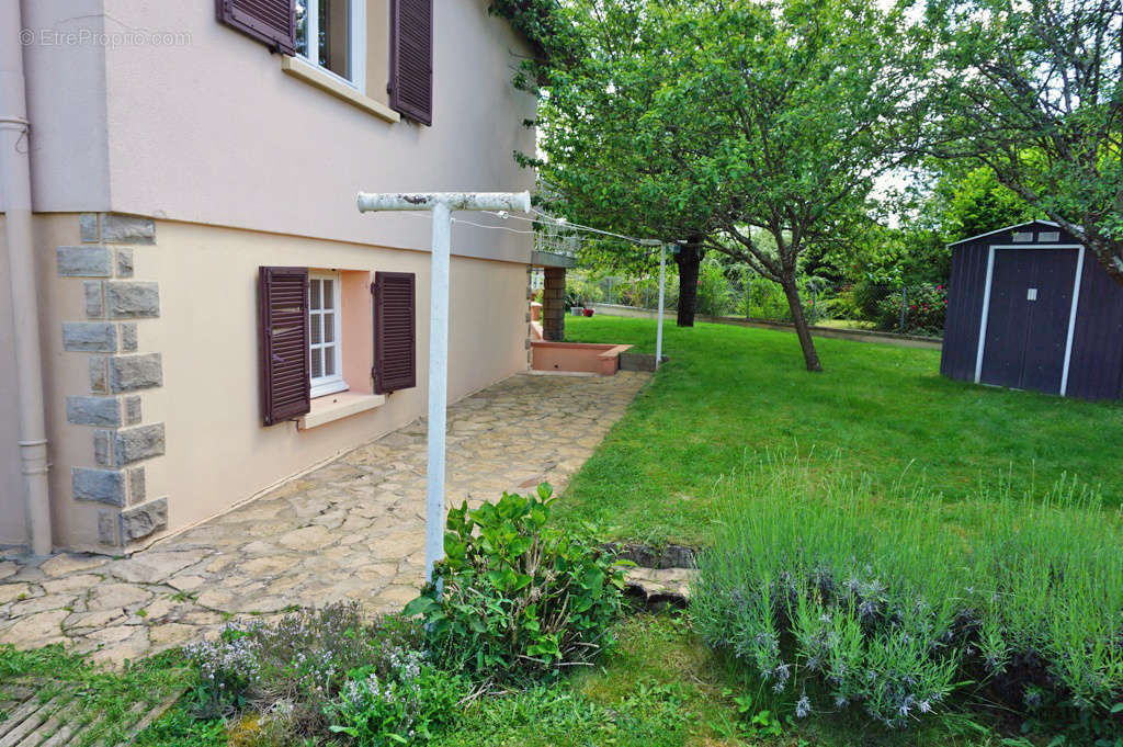 Maison à GUEUGNON