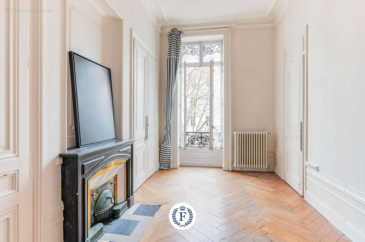 Appartement à LYON-6E