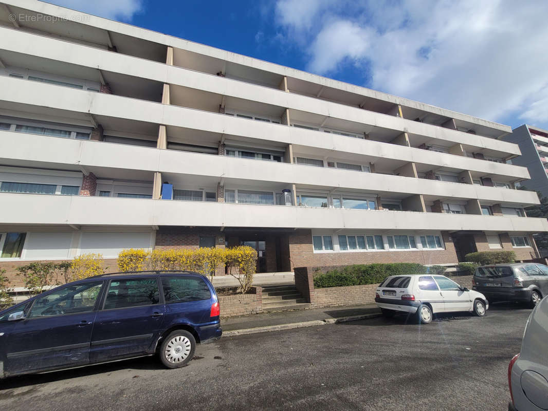 Appartement à VILLIERS-LE-BEL