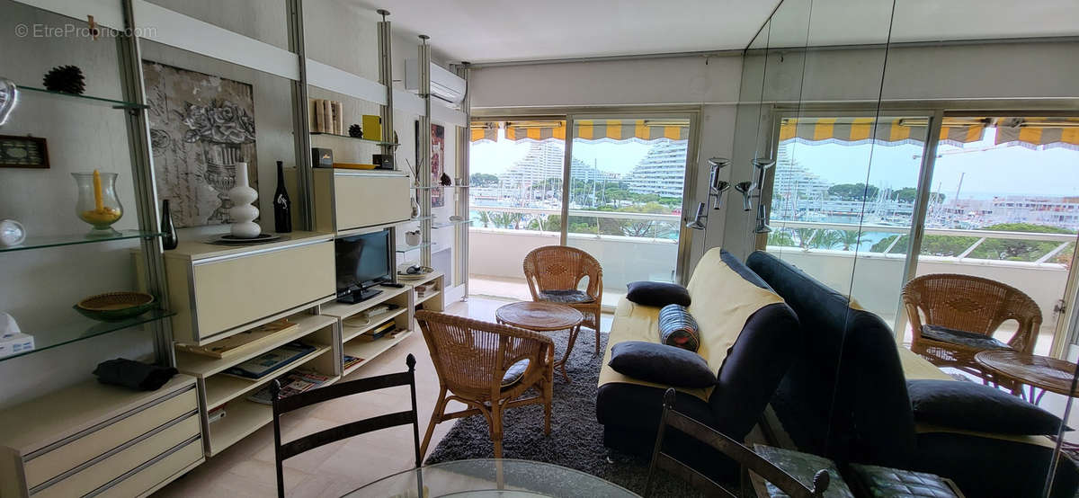 Appartement à VILLENEUVE-LOUBET