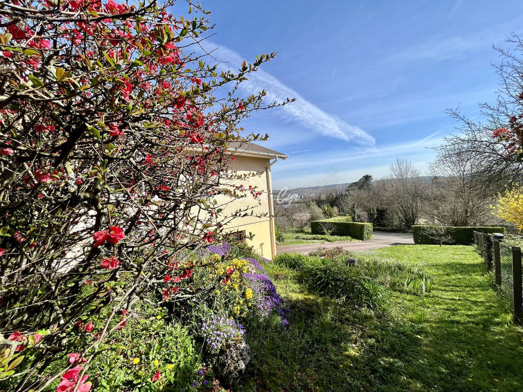 Maison à SAINT-GERMAIN-AU-MONT-D&#039;OR