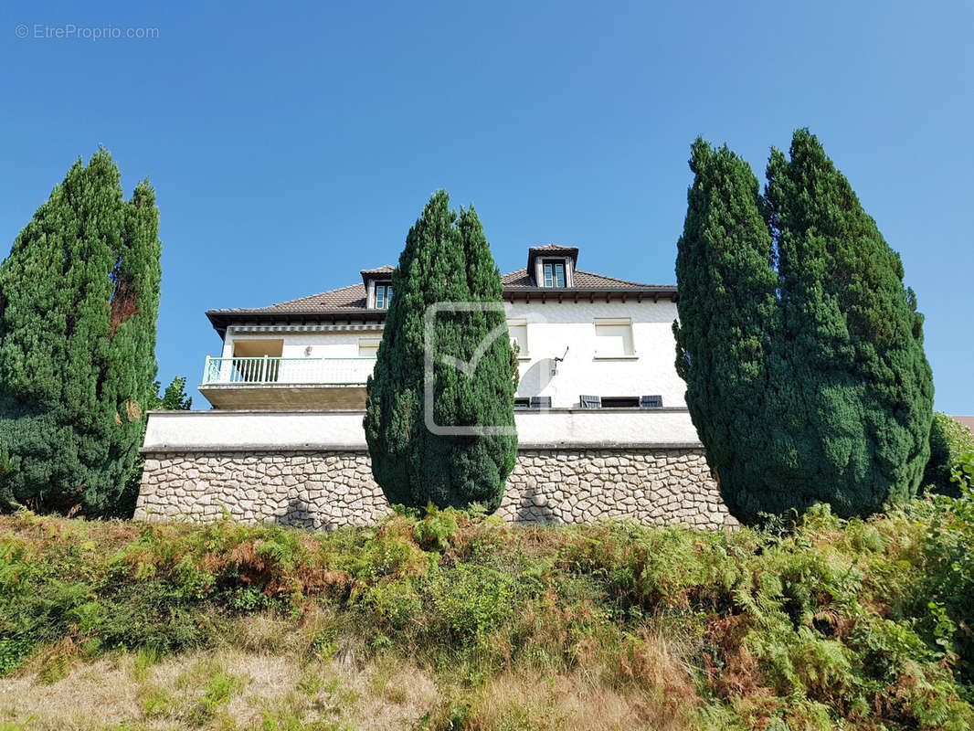 Maison à CHAMEYRAT