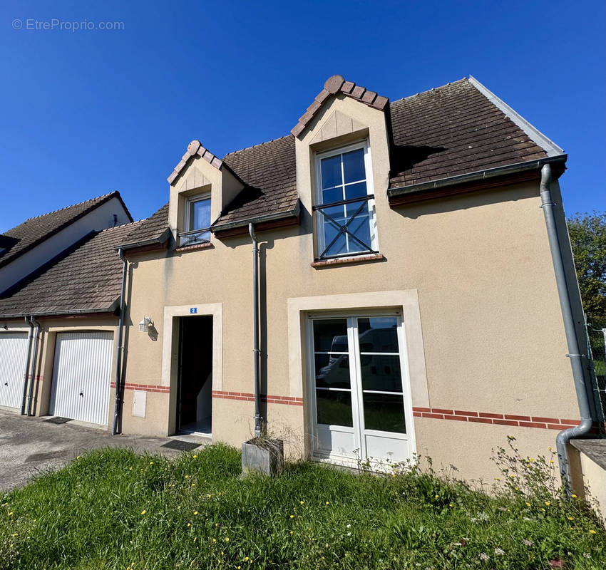 Maison à CHECY