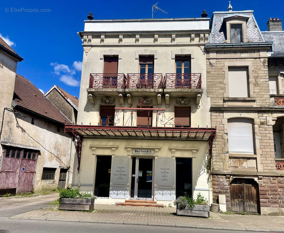 Appartement à LURE