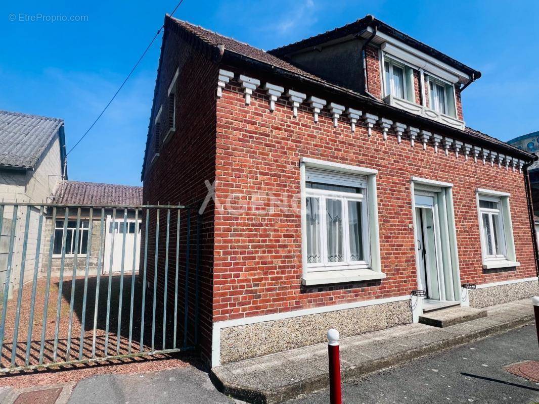 Maison à AIRE-SUR-LA-LYS