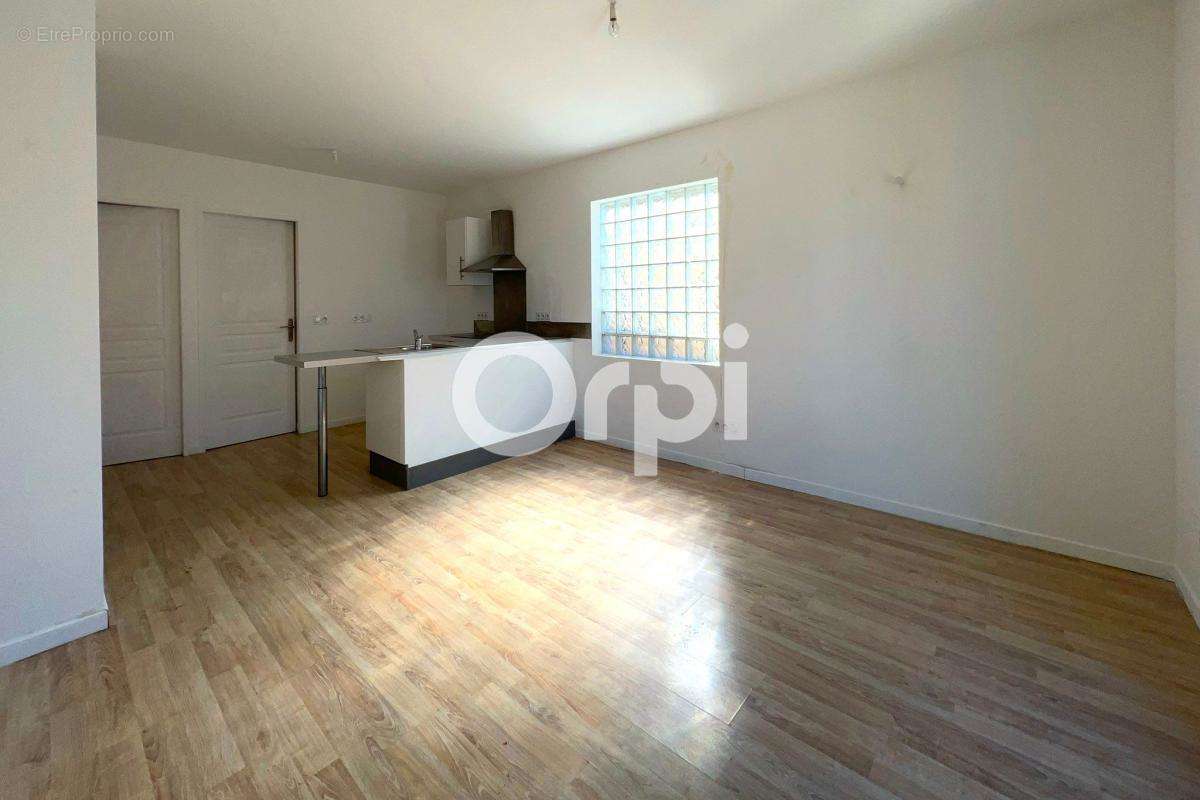 Appartement à FAYENCE