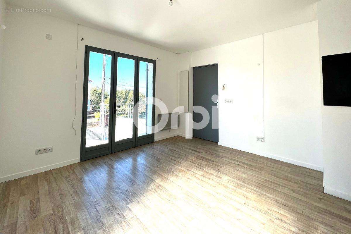 Appartement à FAYENCE