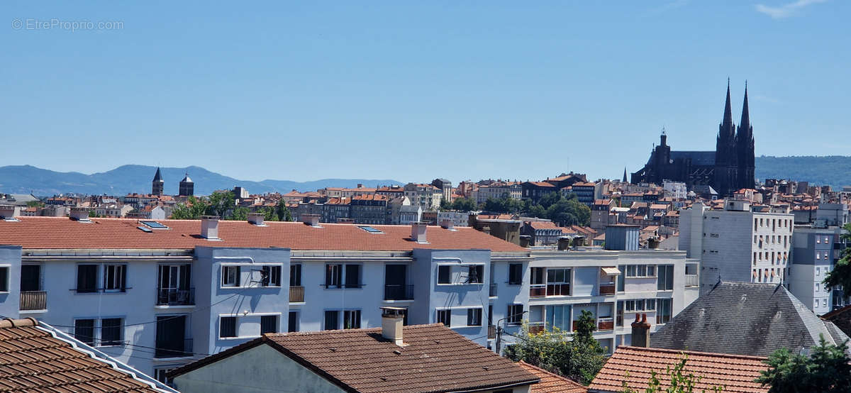 Maison à CLERMONT-FERRAND