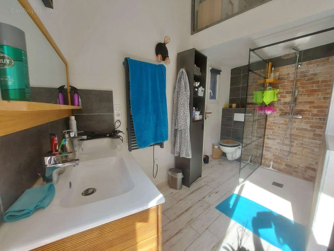 Appartement à FAYENCE