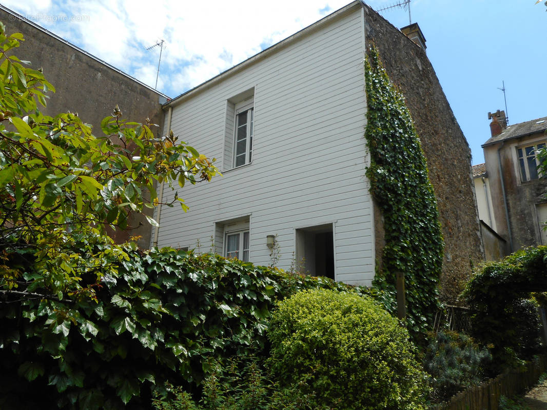 Maison à PAIMBOEUF