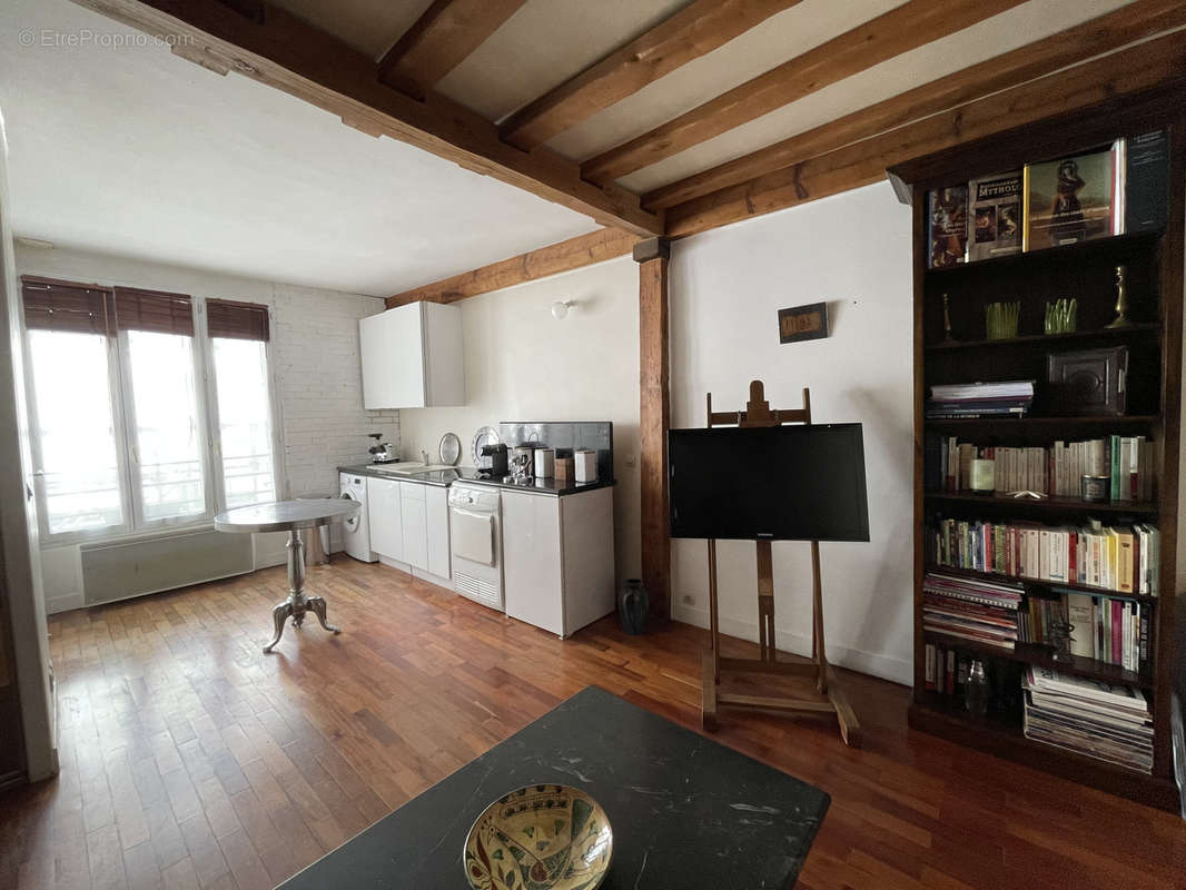 Appartement à PARIS-11E