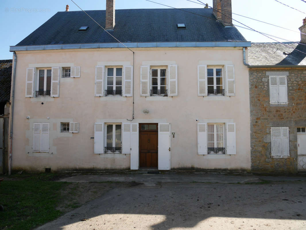 Maison à MARIGNY-L&#039;EGLISE