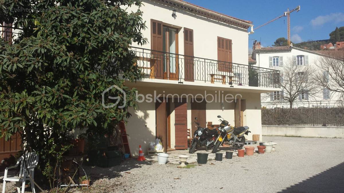 Appartement à DRAGUIGNAN