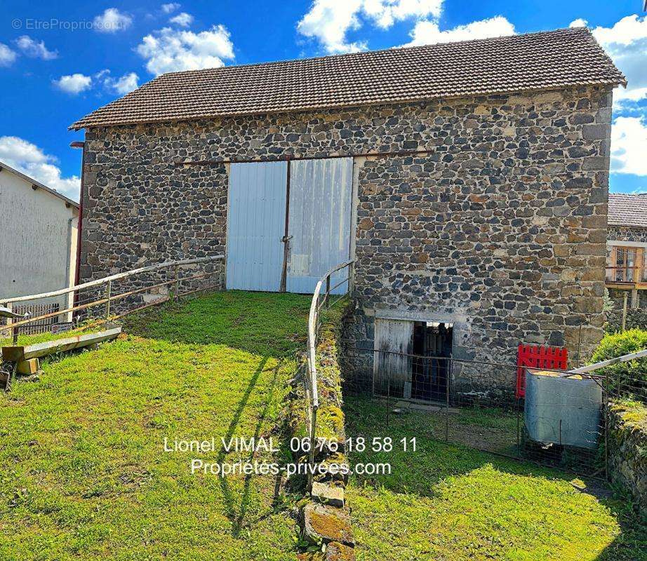 Maison à SAINT-OURS