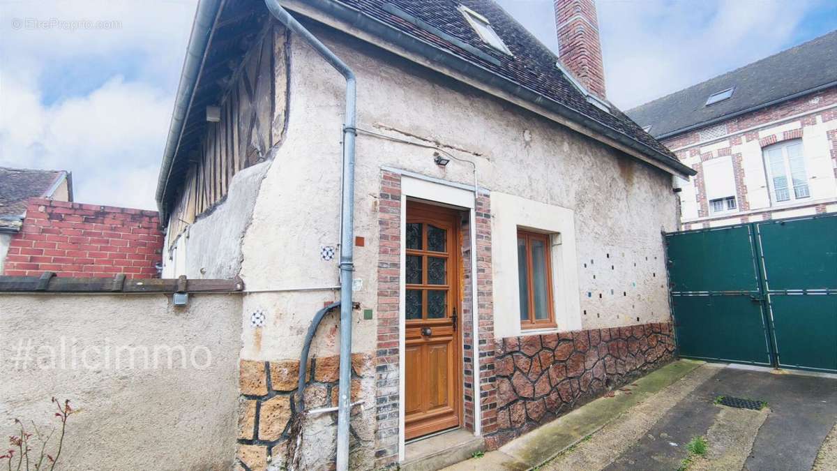 Maison à SEZANNE