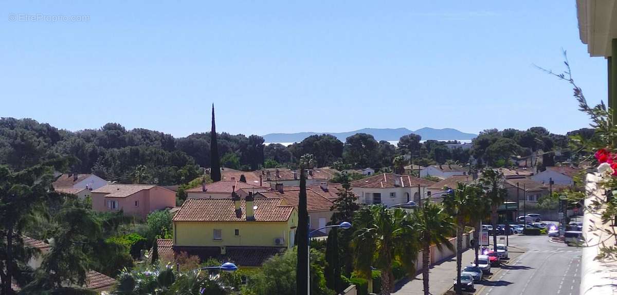 Appartement à LA LONDE-LES-MAURES