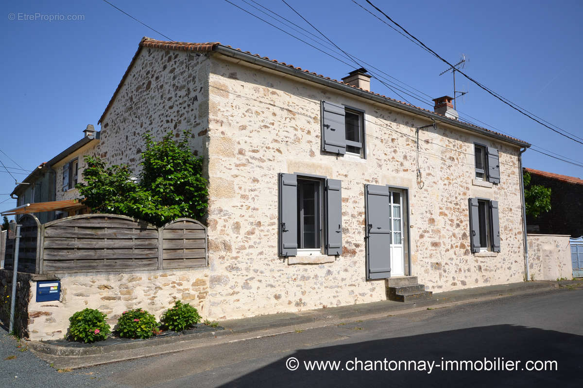 Maison à CHANTONNAY