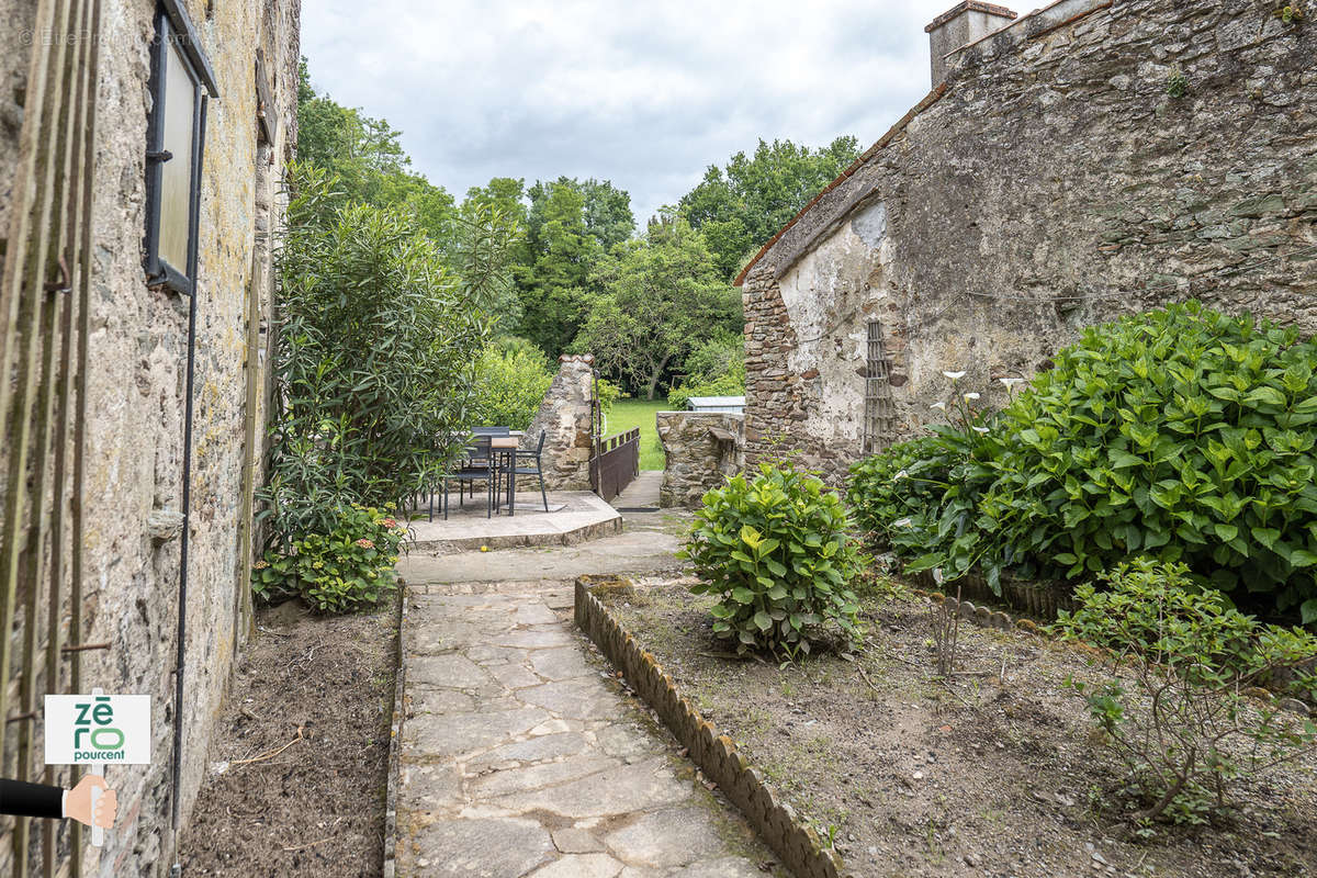 Maison à MAREUIL-SUR-LAY-DISSAIS