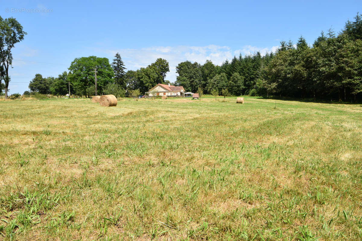 Maison à MAISONNAIS-SUR-TARDOIRE