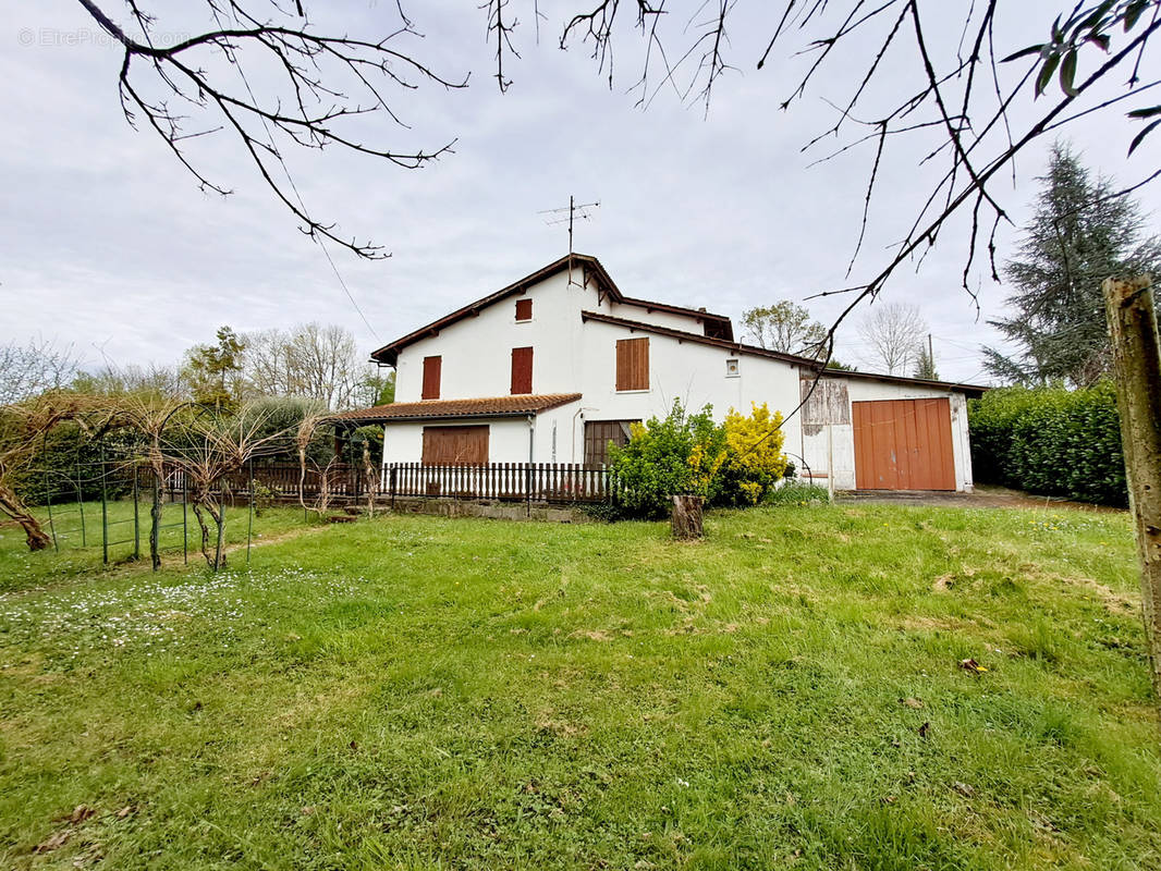 Maison à PENNE-D&#039;AGENAIS