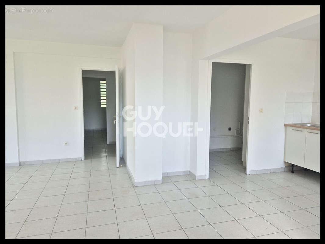 Appartement à KOUROU