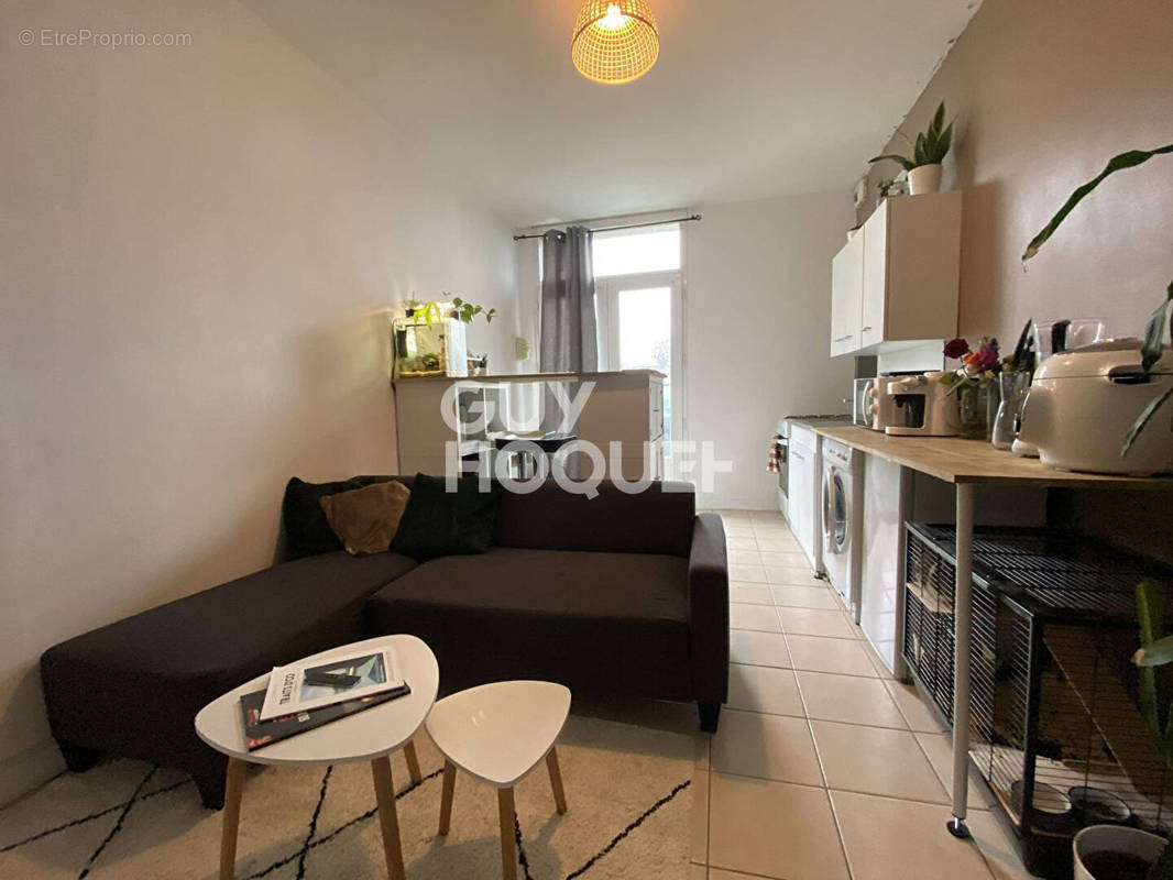 Appartement à MILLIERES