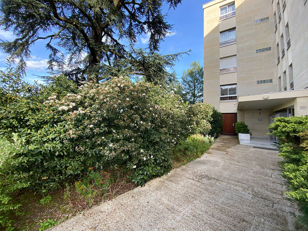 Appartement a louer fontenay-aux-roses - 1 pièce(s) - 26 m2 - Surfyn