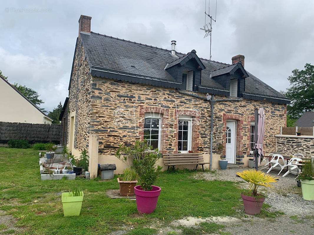 Maison à TREFFIEUX