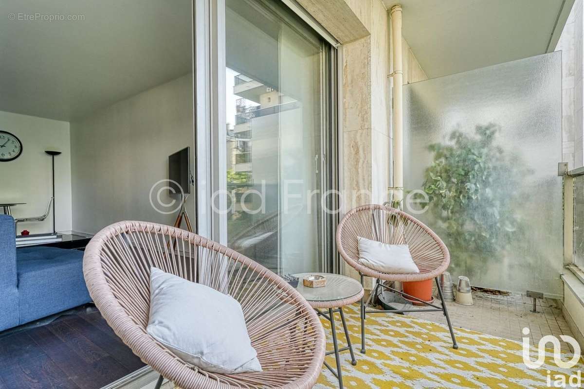 Photo 3 - Appartement à NEUILLY-SUR-SEINE