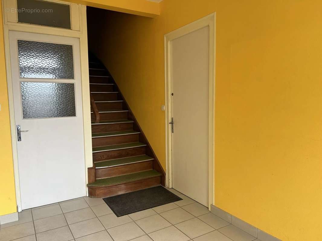 Appartement à MAZIERES-EN-GATINE