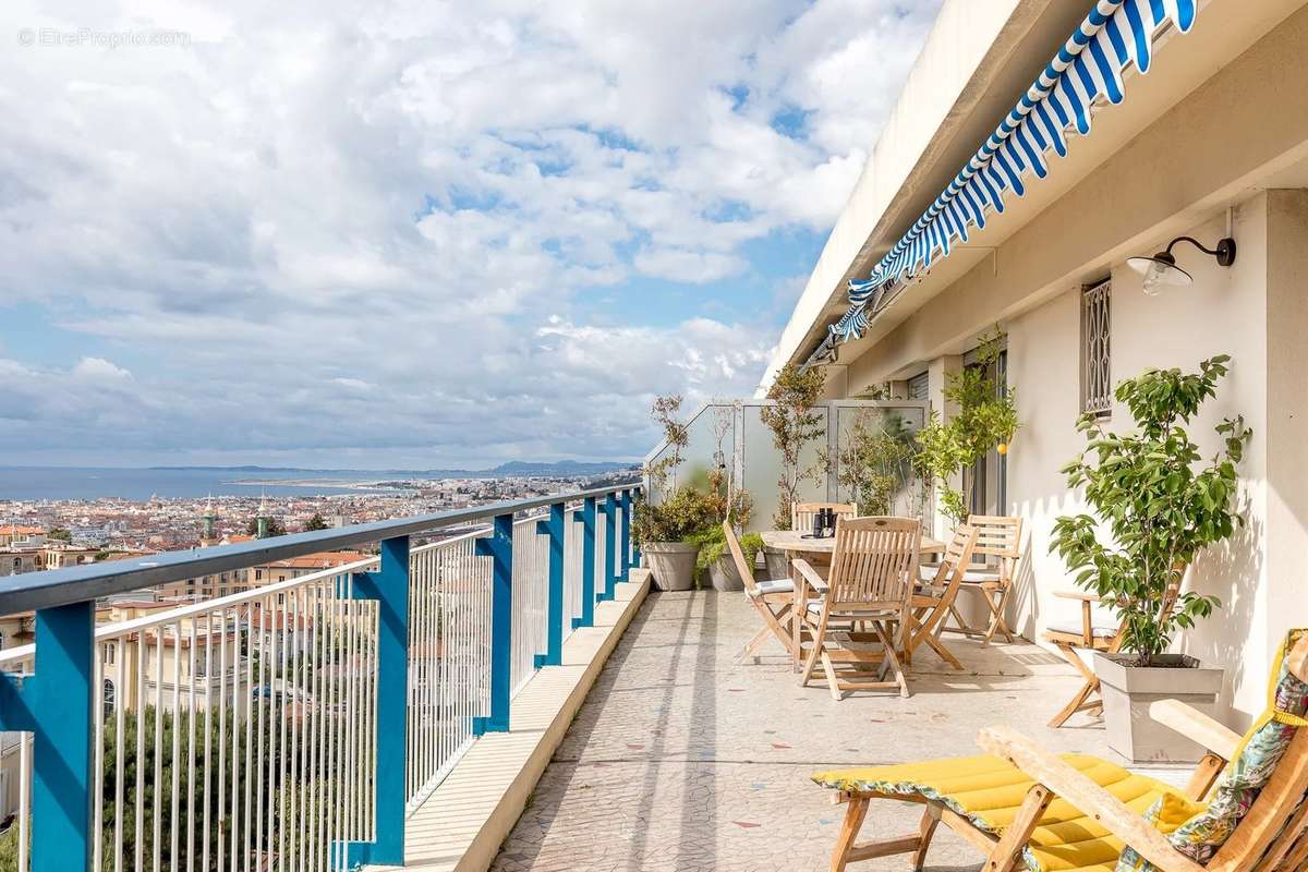 Appartement à NICE