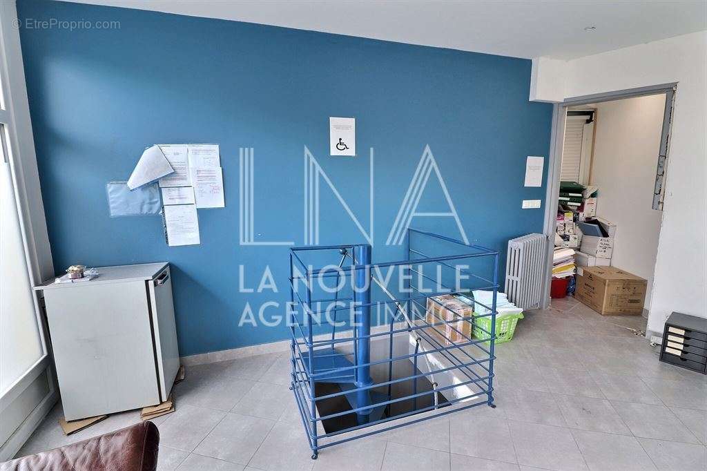 Appartement à LES LILAS