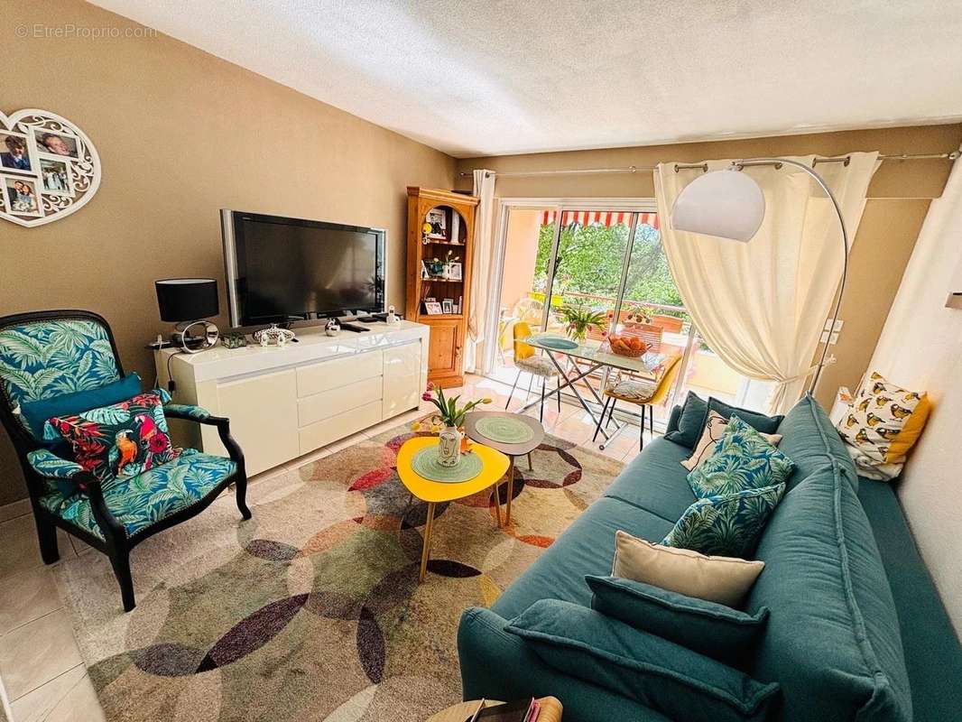 Appartement à VILLENEUVE-LOUBET