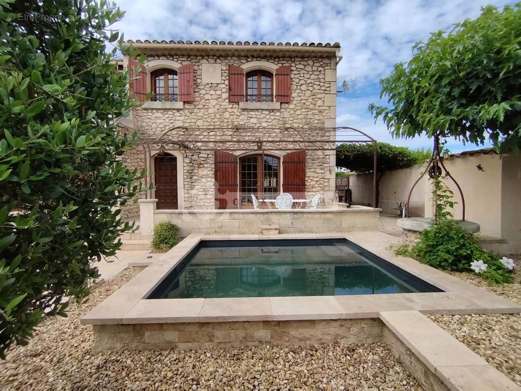 Maison à SAINT-REMY-DE-PROVENCE