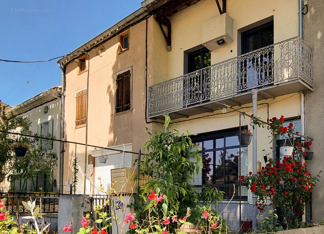 facade - Maison à BELVEZE-DU-RAZES