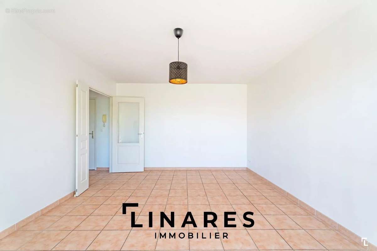 Appartement à MARSEILLE-11E