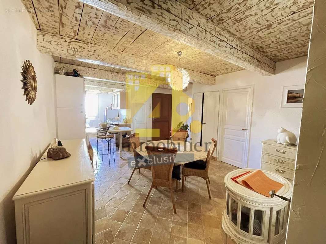 Appartement à FAYENCE