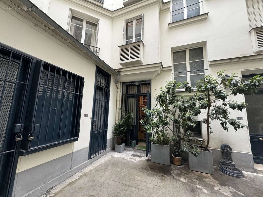 Appartement à PARIS-6E