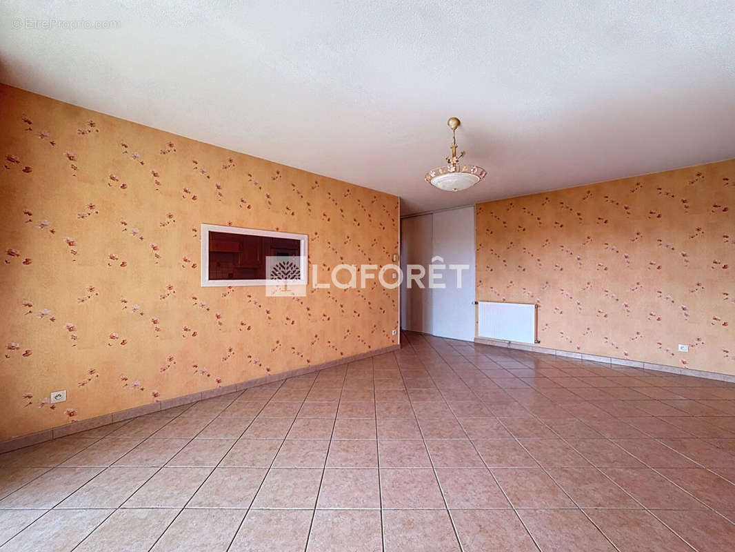 Appartement à IRIGNY