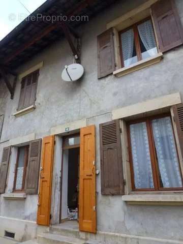 Maison à LA TERRASSE