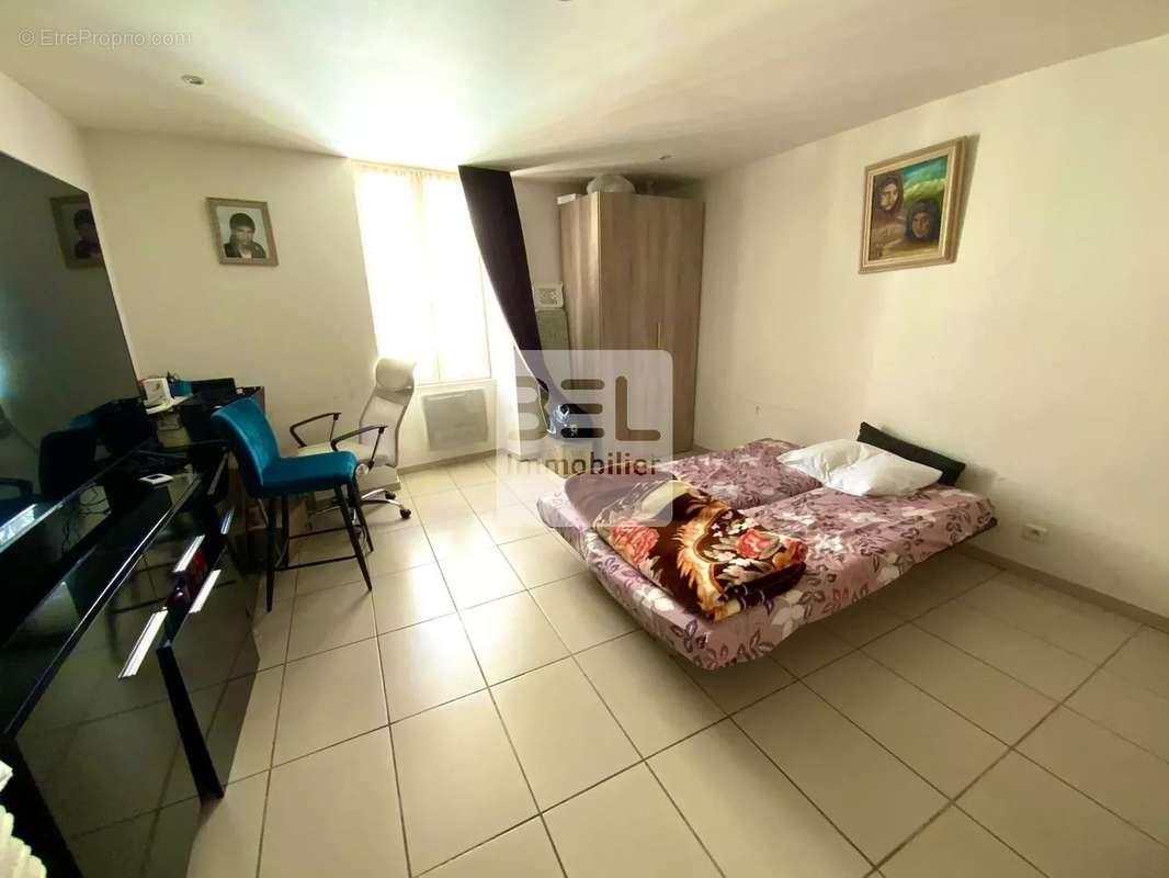 Appartement à BOURG-SAINT-ANDEOL