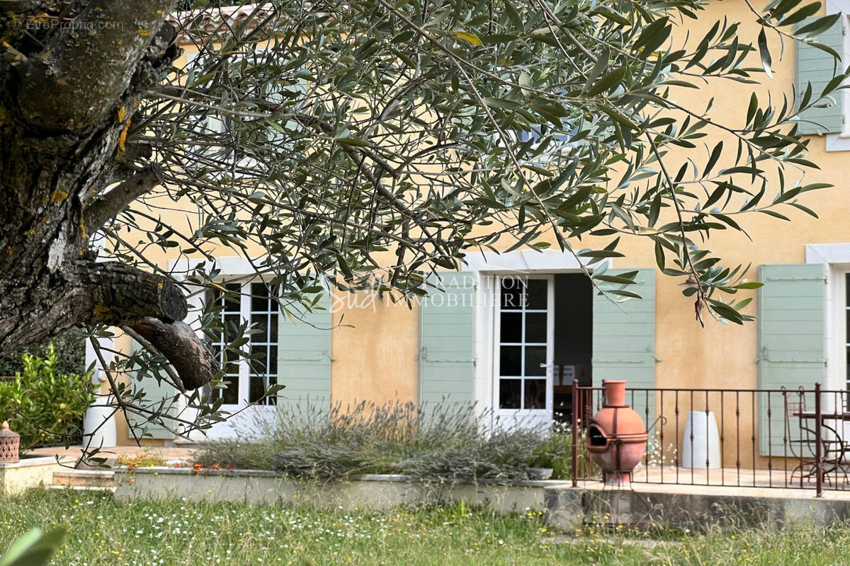 Maison à SAINT-ETIENNE-DU-GRES