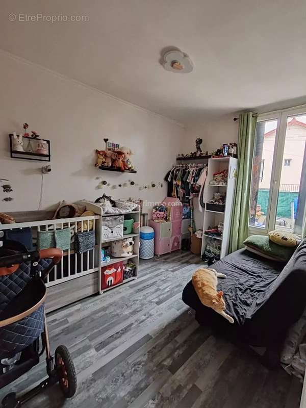 Appartement à VALENTON