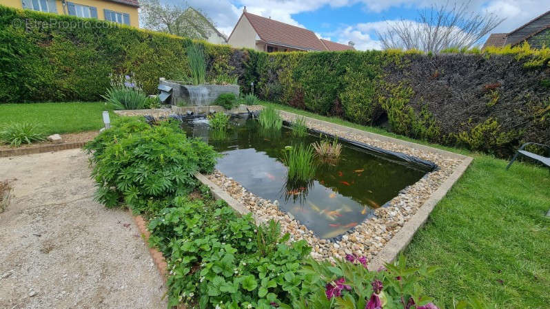 Maison à VERDUN-SUR-LE-DOUBS