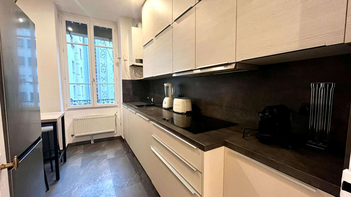 Appartement à LYON-6E